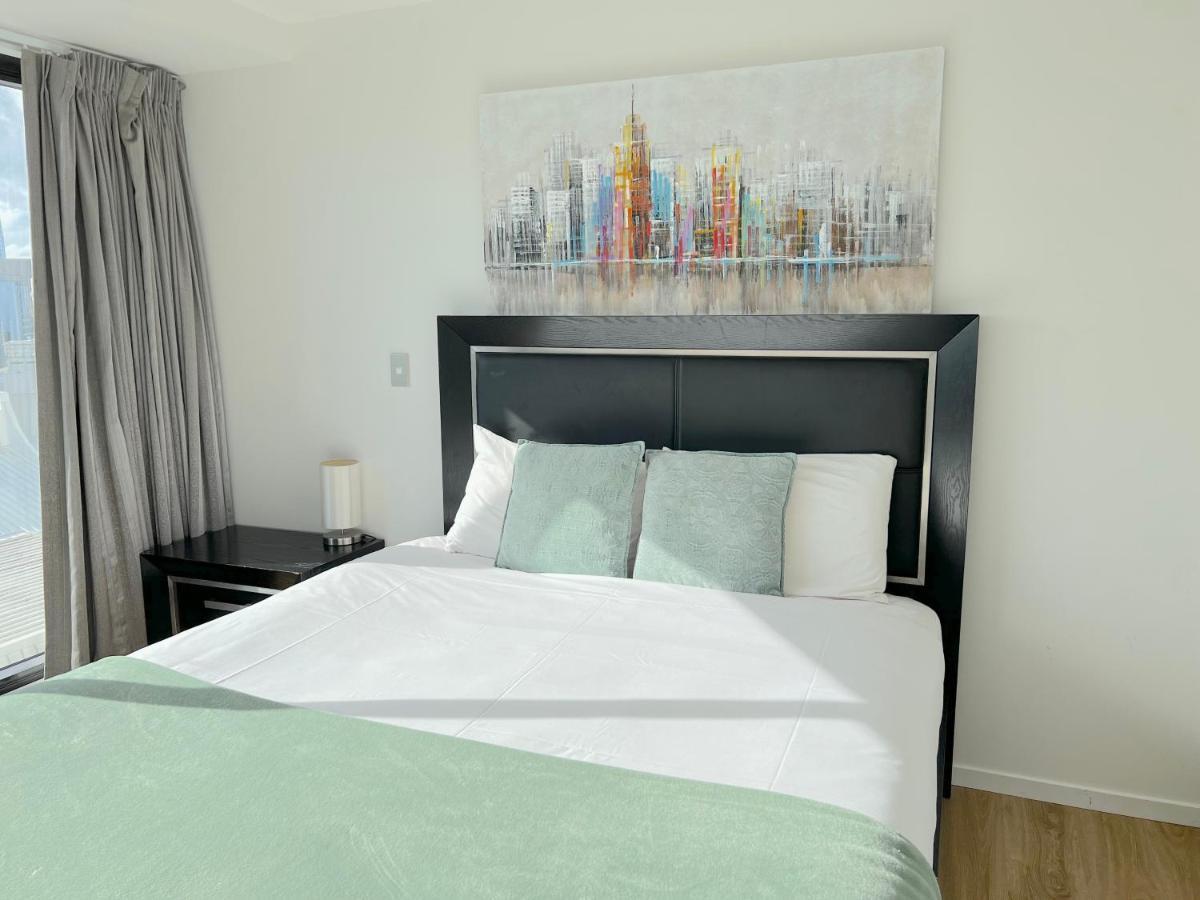 Skytower View 2 Bedroom Apartment Auckland Bagian luar foto